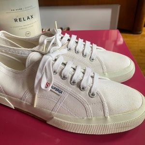 Superga ,size eu 43, white
